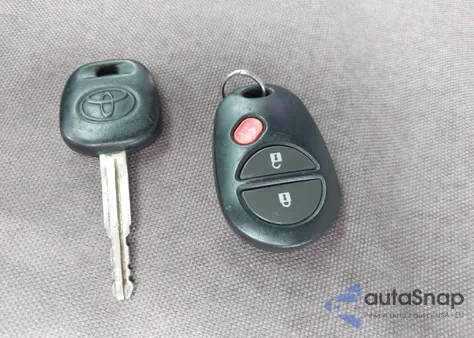 2016 Toyota Tundra Crewmax Sr5/Trd Pro из США, поврежденный, VIN 5TFDW5F17GX574061